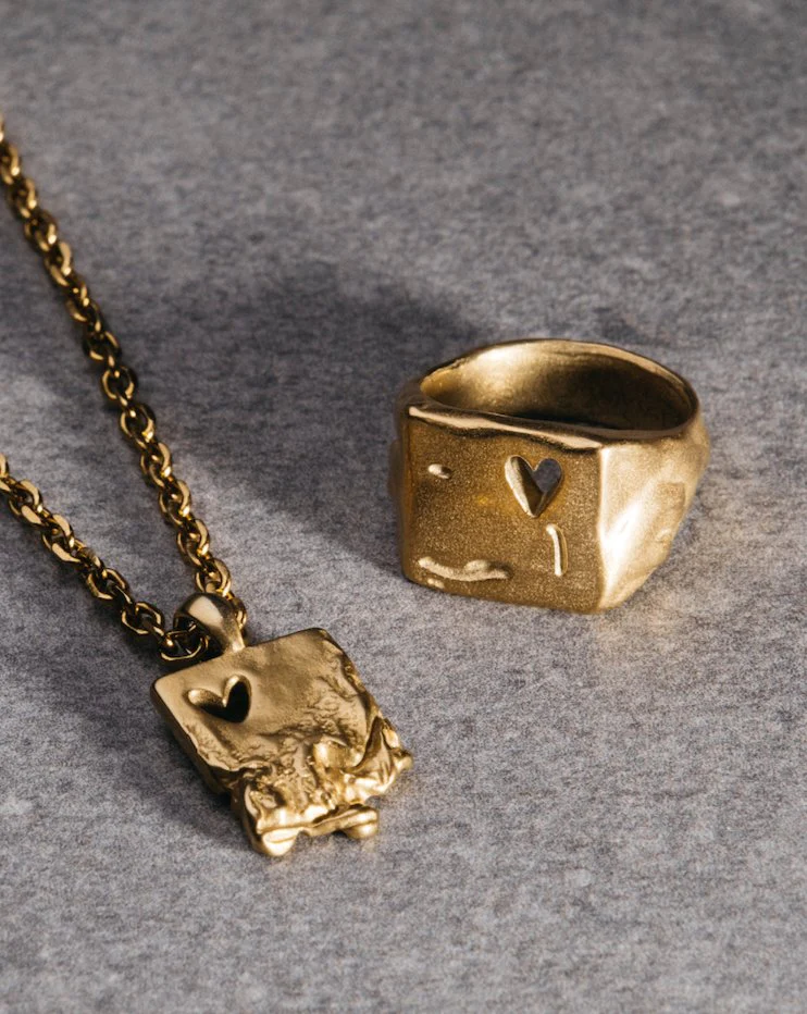 Heartless Ring [Gold] - Image 3