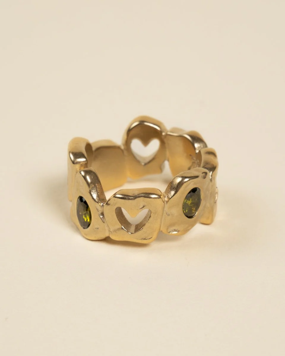 HEARTLESS RING [GOLD] - GREEN PERIDOT