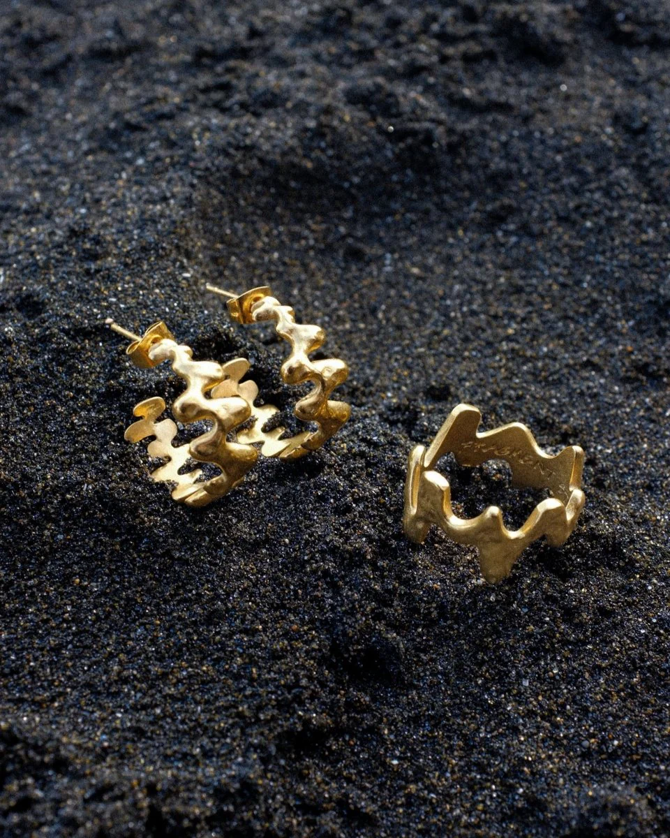 MAGMA EARRING [GOLD] - Image 3