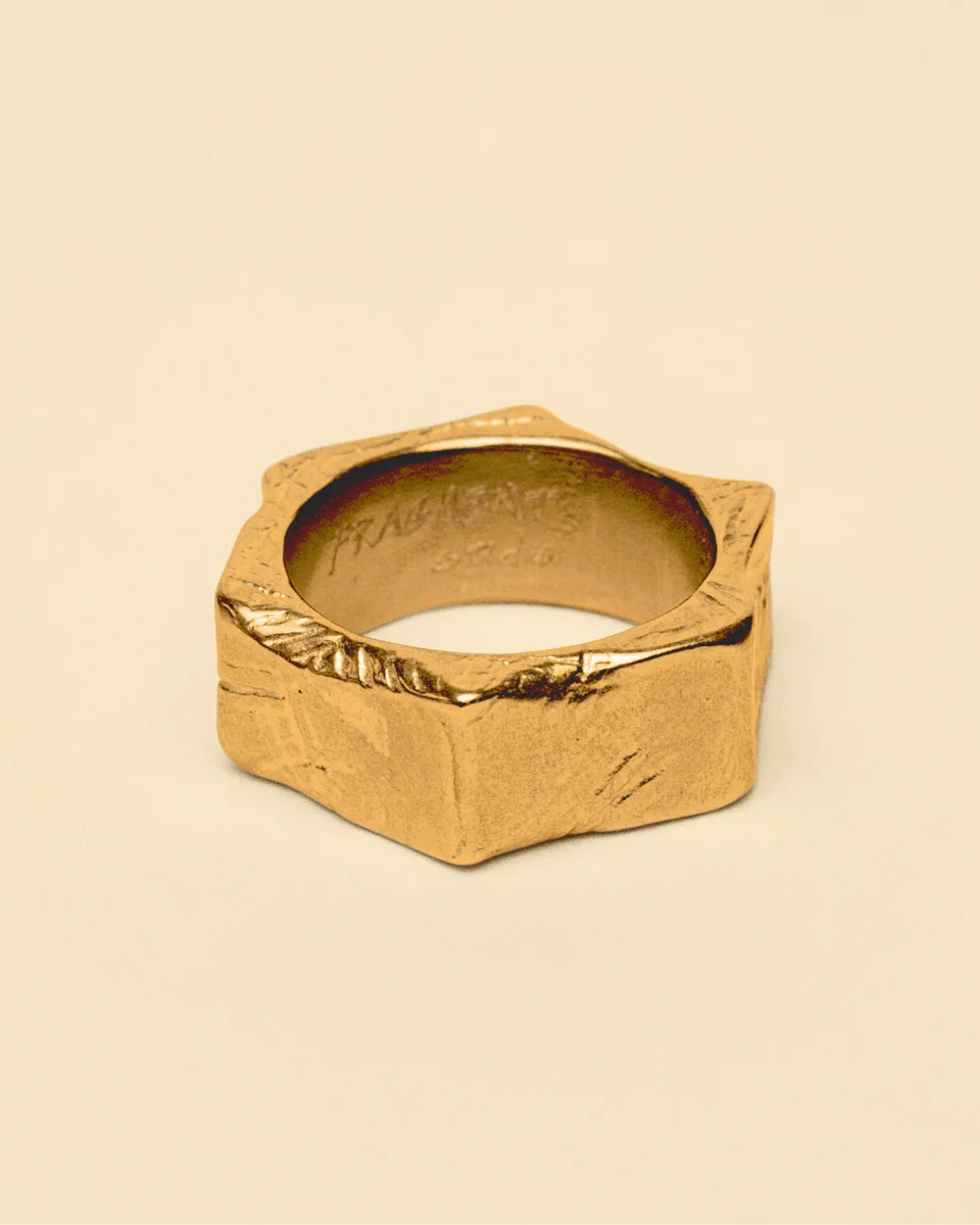 NUT RING [GOLD]