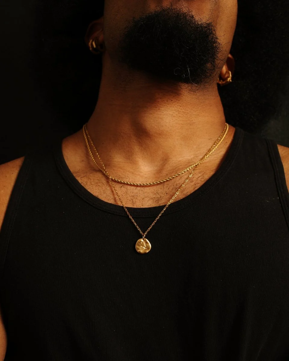 Soaring Spirit Necklace [Gold] - Image 4