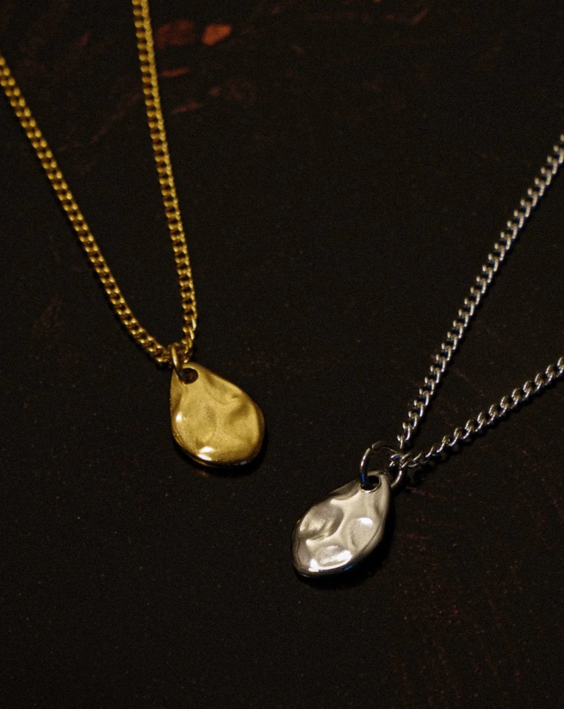 Teardrop Necklace [Gold] - Image 3