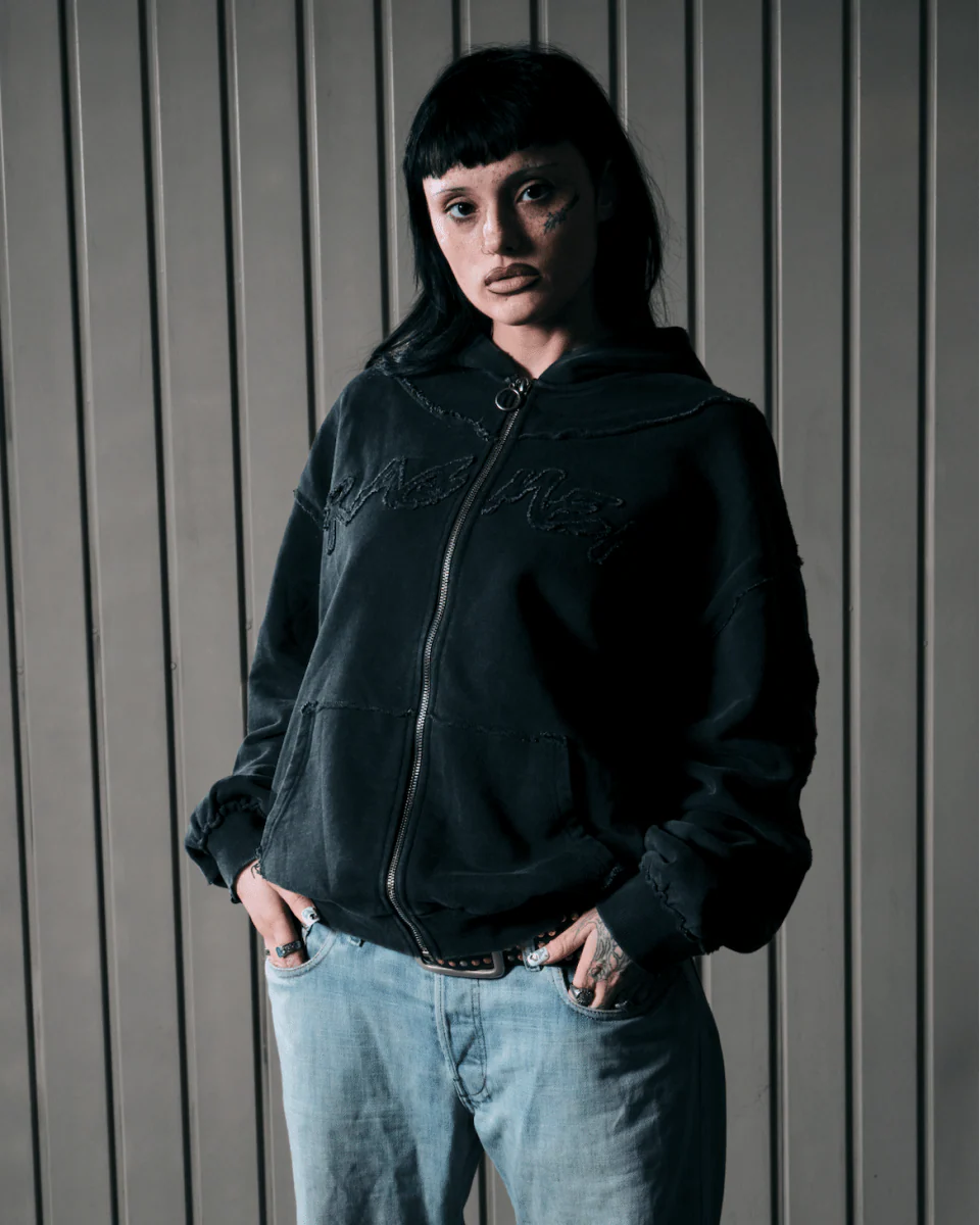 ROOTS ZIP UP HOODIE - BLACK - Image 3